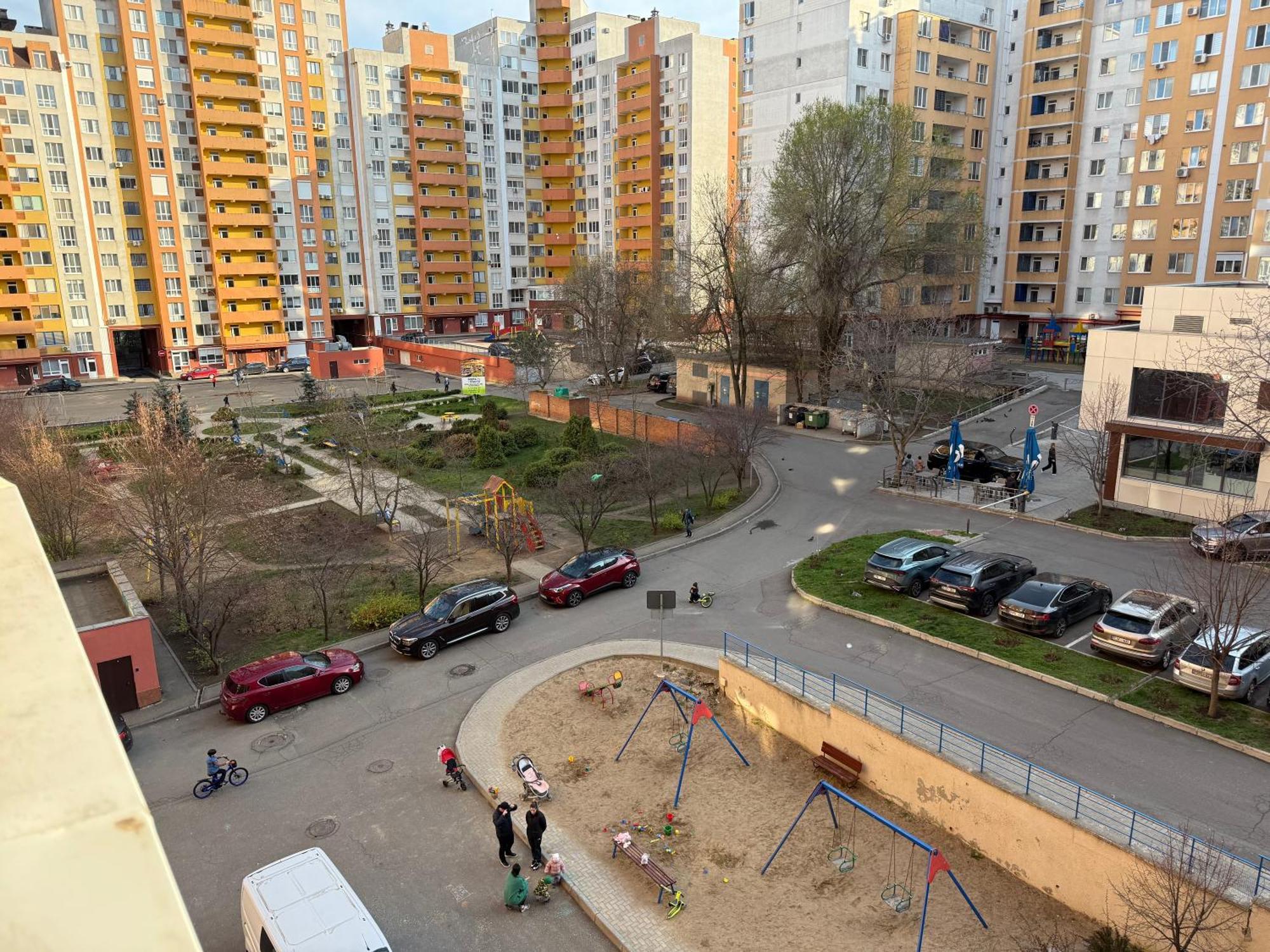 Cozy Two Bedroom Large Apartment Chişinău Esterno foto