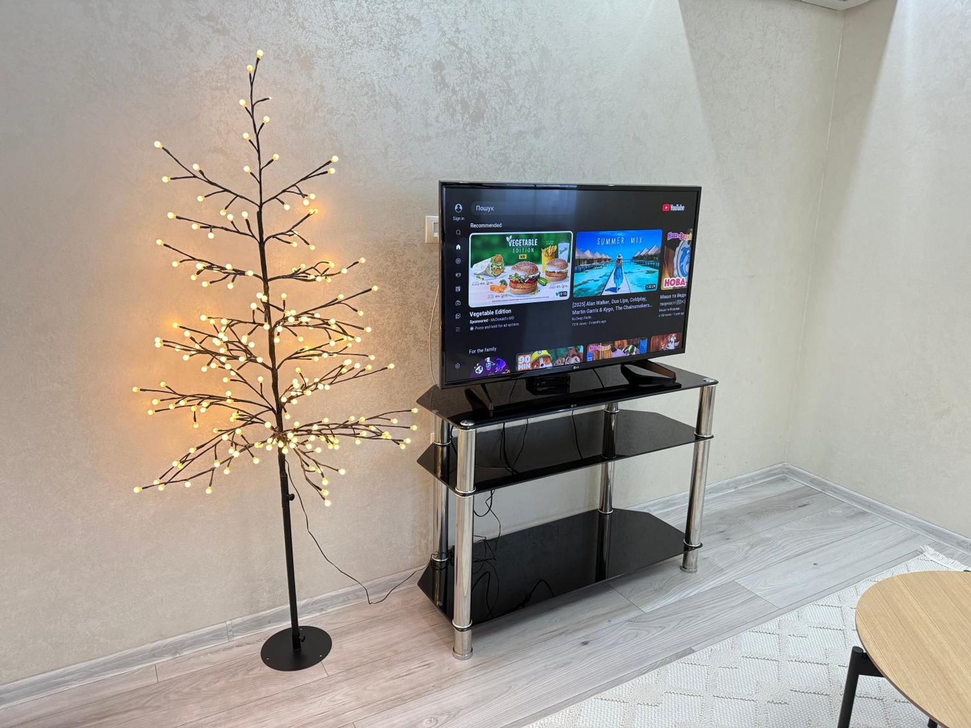 Cozy Two Bedroom Large Apartment Chişinău Esterno foto